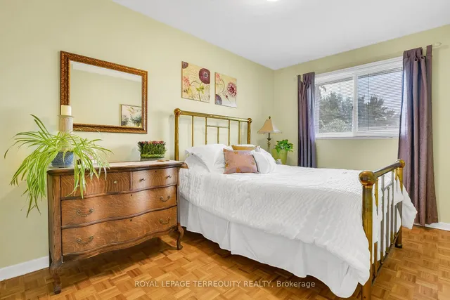 Additional image 20 of 74 Silver Shadow Path