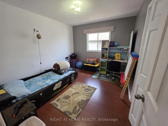 Additional image 23 of 15 Lorilee Cres