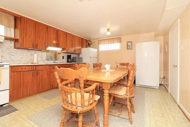 Additional image 24 of 989 Midland Ave