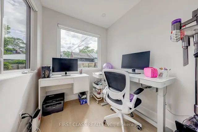 Additional image 17 of 431 Roxton Rd