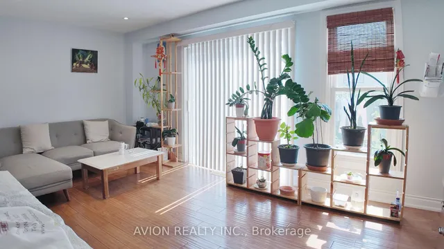 Additional image 5 of 1121 Sandhurst Circ Unit 18