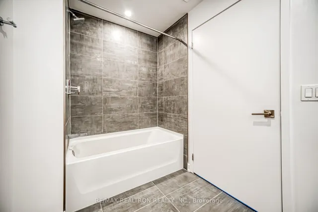 Additional image 20 of 15 Holmes Ave Unit 908