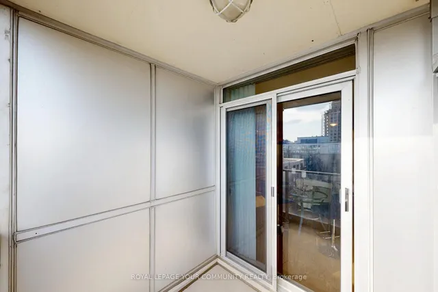 Additional image 33 of 2 Rean Dr Unit 1014