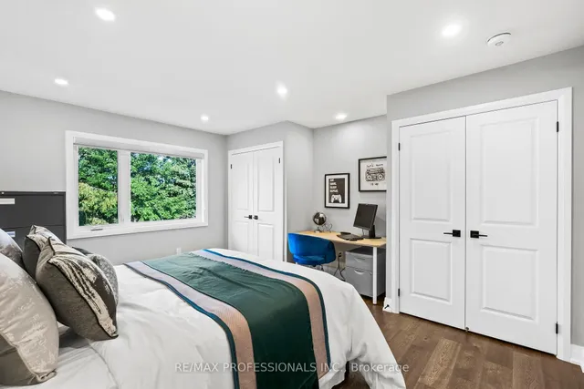 Additional image 36 of 11 Odessa Ave