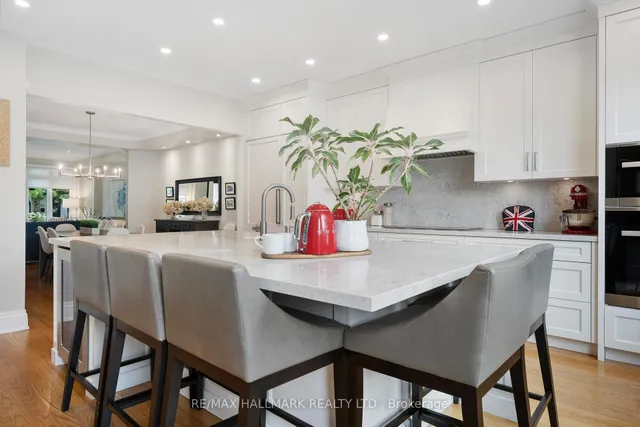 Additional image 14 of 26 Winners Circ