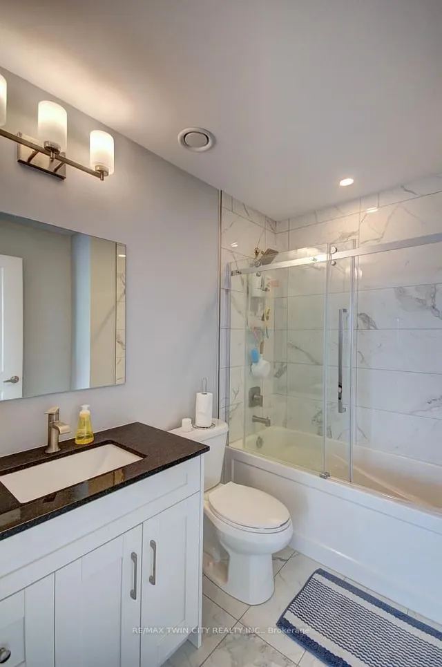 Additional image 14 of 60 Charles St Unit 1805