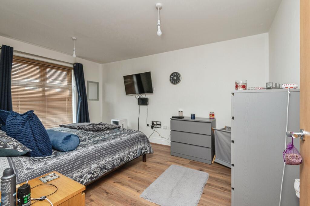 Additional image 7 of Spinners Avenue, Cleckheaton, BD19
