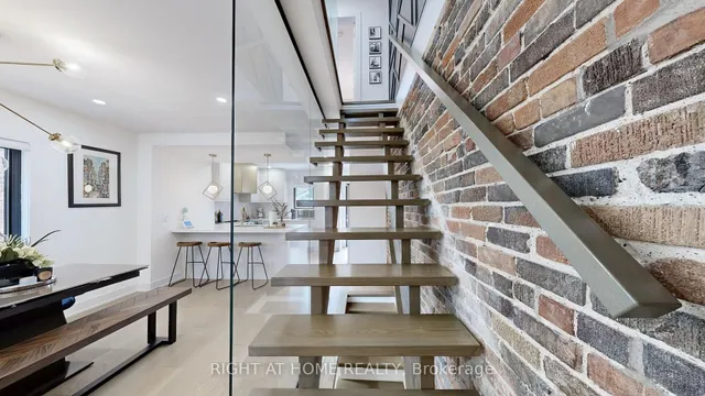 Additional image 11 of 201 Springdale Blvd