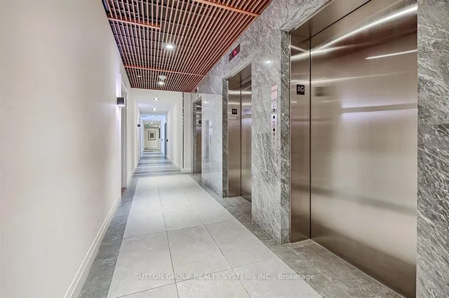 Additional image 28 of 39 Annie Criag Dr Unit 704