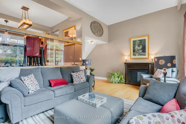 Additional image 7 of 74 Silver Shadow Path