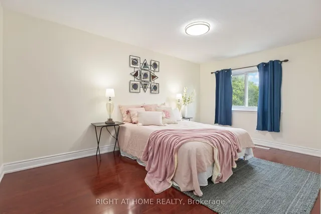 Additional image 21 of 77 Lowry Sq