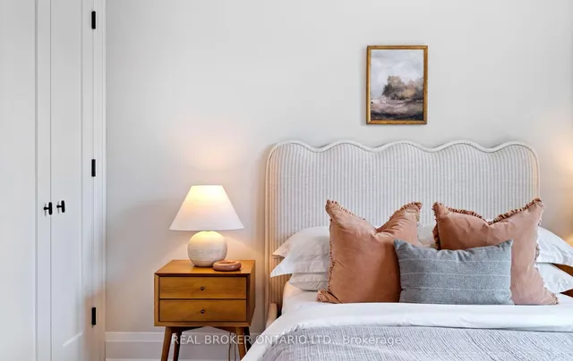 Additional image 43 of 94 Prince Edward Dr