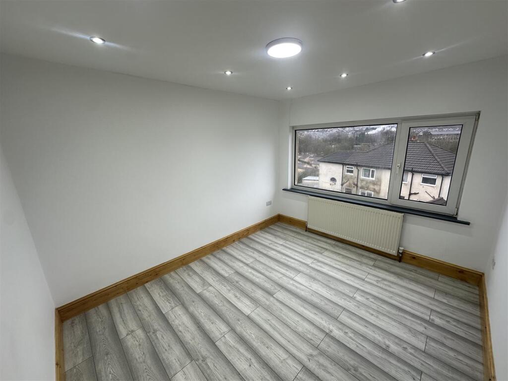 Additional image 10 of Hainworth Wood Road North, Keighley
