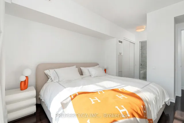 Additional image 21 of 33 Charles St Unit 3606
