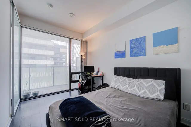 Additional image 28 of 50 Charles St Unit 2909