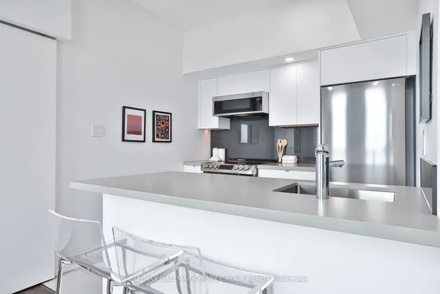 Additional image 11 of 230 Queens Quay Unit 1521