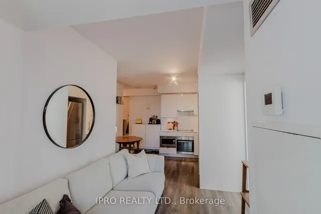 Additional image 31 of 195 Redpath Ave Unit 712