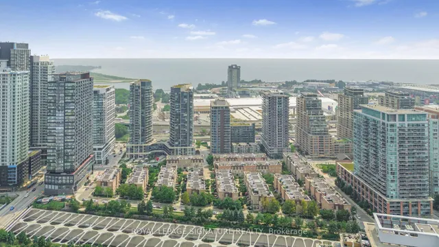 Additional image 26 of 46 Western Battery Rd Unit 812