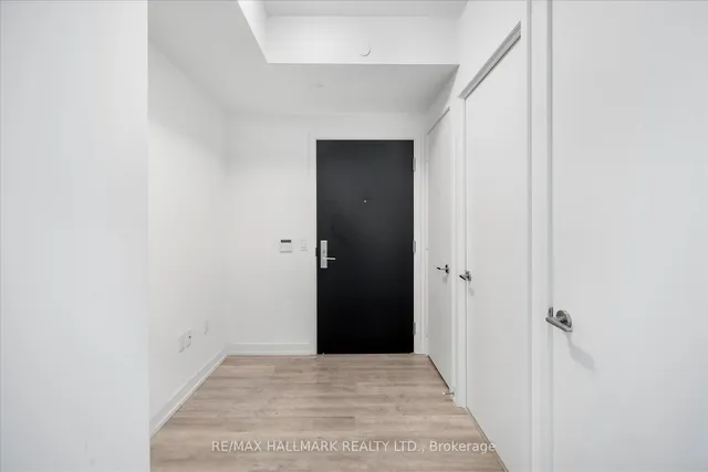 Additional image 4 of 158 Front St Unit 413