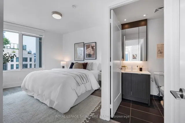 Additional image 16 of 15 Merchants' Wharf Unit 942