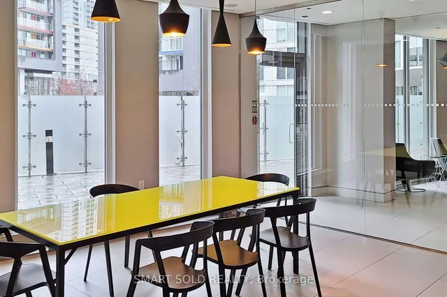 Additional image 46 of 90 Queens Wharf Rd Unit 305