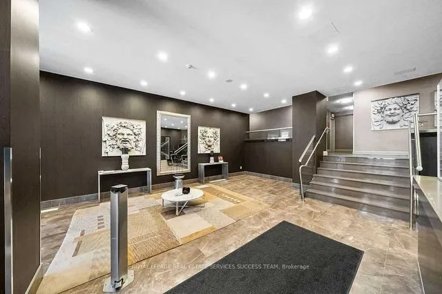 Additional image 11 of 65 East Liberty St Unit 718