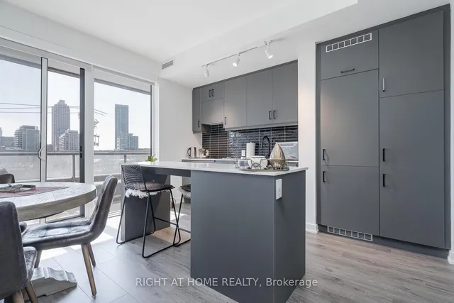 Additional image 3 of 9 Tecumseth St Unit 315