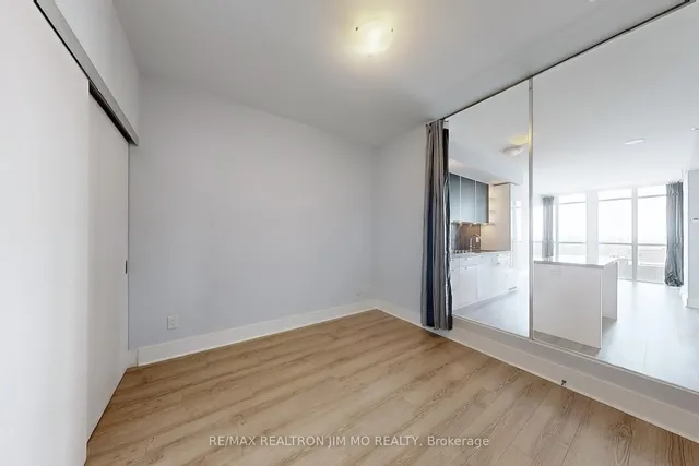 Additional image 25 of 32 Davenport Rd Unit 1706