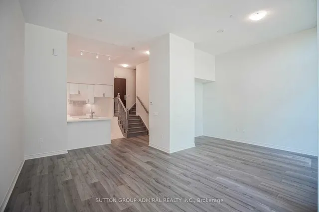 Additional image 9 of 39 Annie Craig Dr Unit Th4