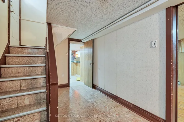 Additional image 14 of 239 Floyd Ave