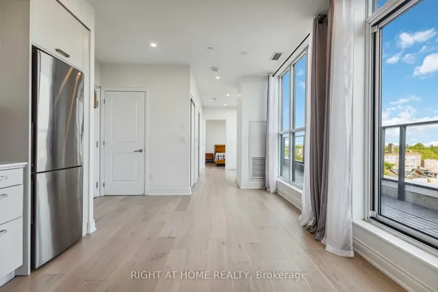 Additional image 7 of 2301 Danforth Ave Unit PH801