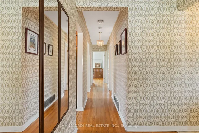 Additional image 19 of 70 Frost St