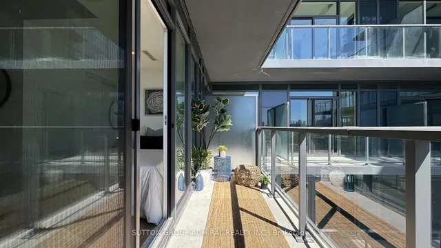 Additional image 17 of 500 Dupont St Unit 602