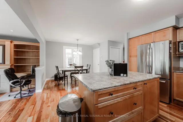 Additional image 15 of 22 Pebblecreek Dr