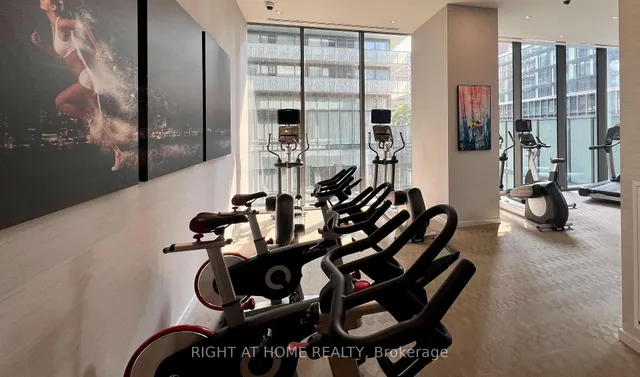 Additional image 16 of 42 Charles St Unit 2206