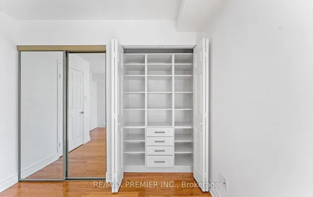 Additional image 23 of 211 Mutual St