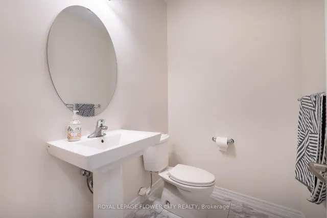 Additional image 25 of 588 Beckview Cres