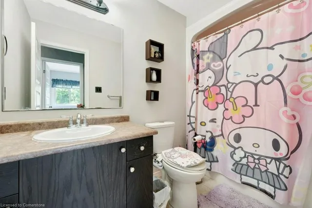 Additional image 26 of 477 Woodbine Ave