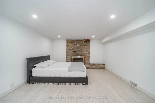 Additional image 34 of 16 Scranton Rd