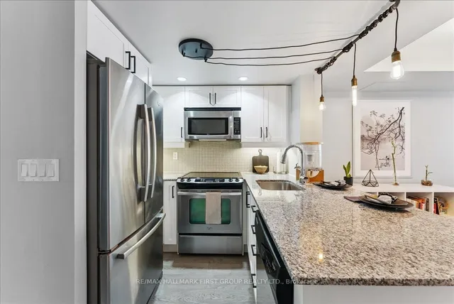 Additional image 4 of 65 East Liberty St Unit 1018