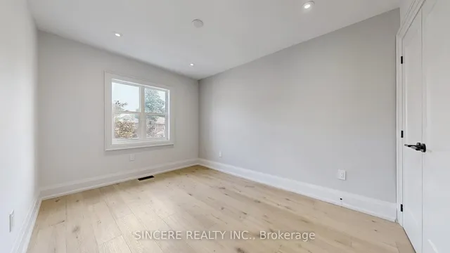 Additional image 26 of 123 Lawrence Ave