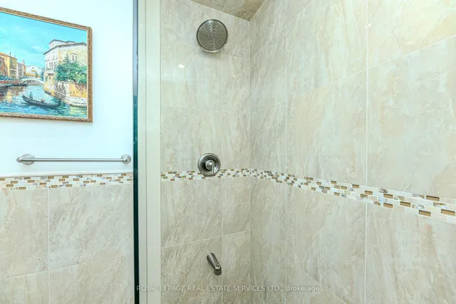 Additional image 43 of 90 Fisherville Rd Unit PH 1