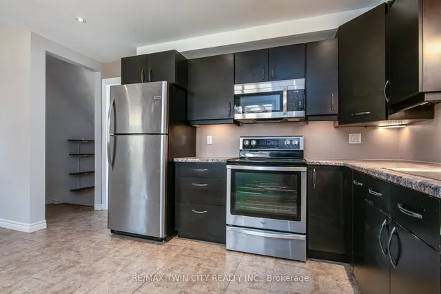 Additional image 18 of 23 Roberts Cres