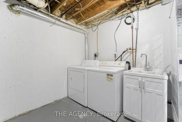 Additional image 33 of 90 Castlebury Cres Unit 21