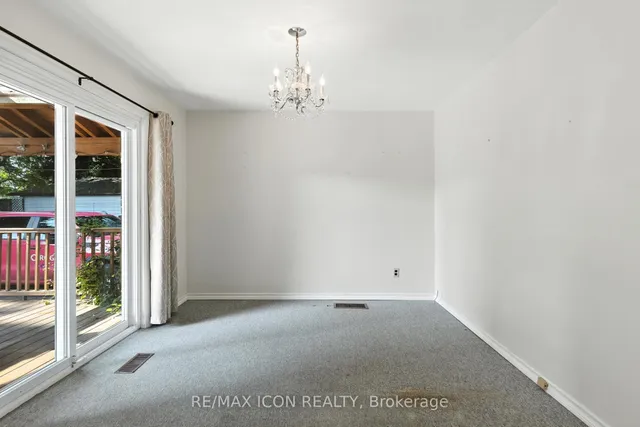 Additional image 12 of 35 Grenville Ave