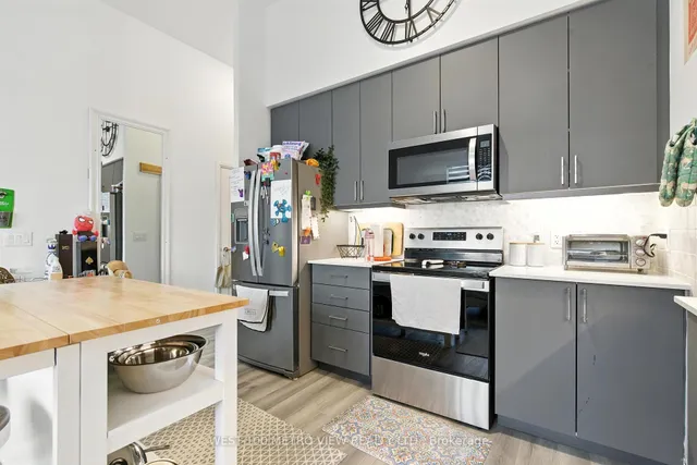 Additional image 5 of 3220 Sheppard Ave Unit 101