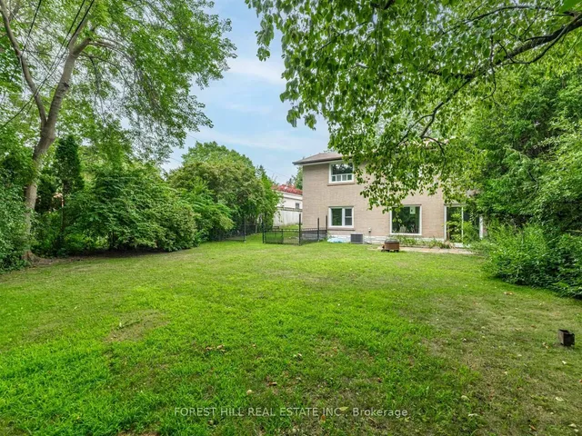 Additional image 33 of 37 Farmcote Rd