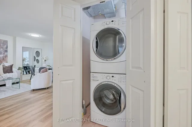 Additional image 34 of 55 Centre Ave Unit 2206