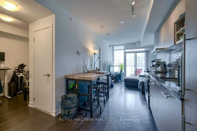 Additional image 3 of 365 Church St Unit 1201