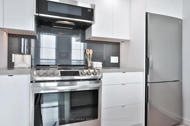 Additional image 12 of 230 Queens Quay Unit 1521